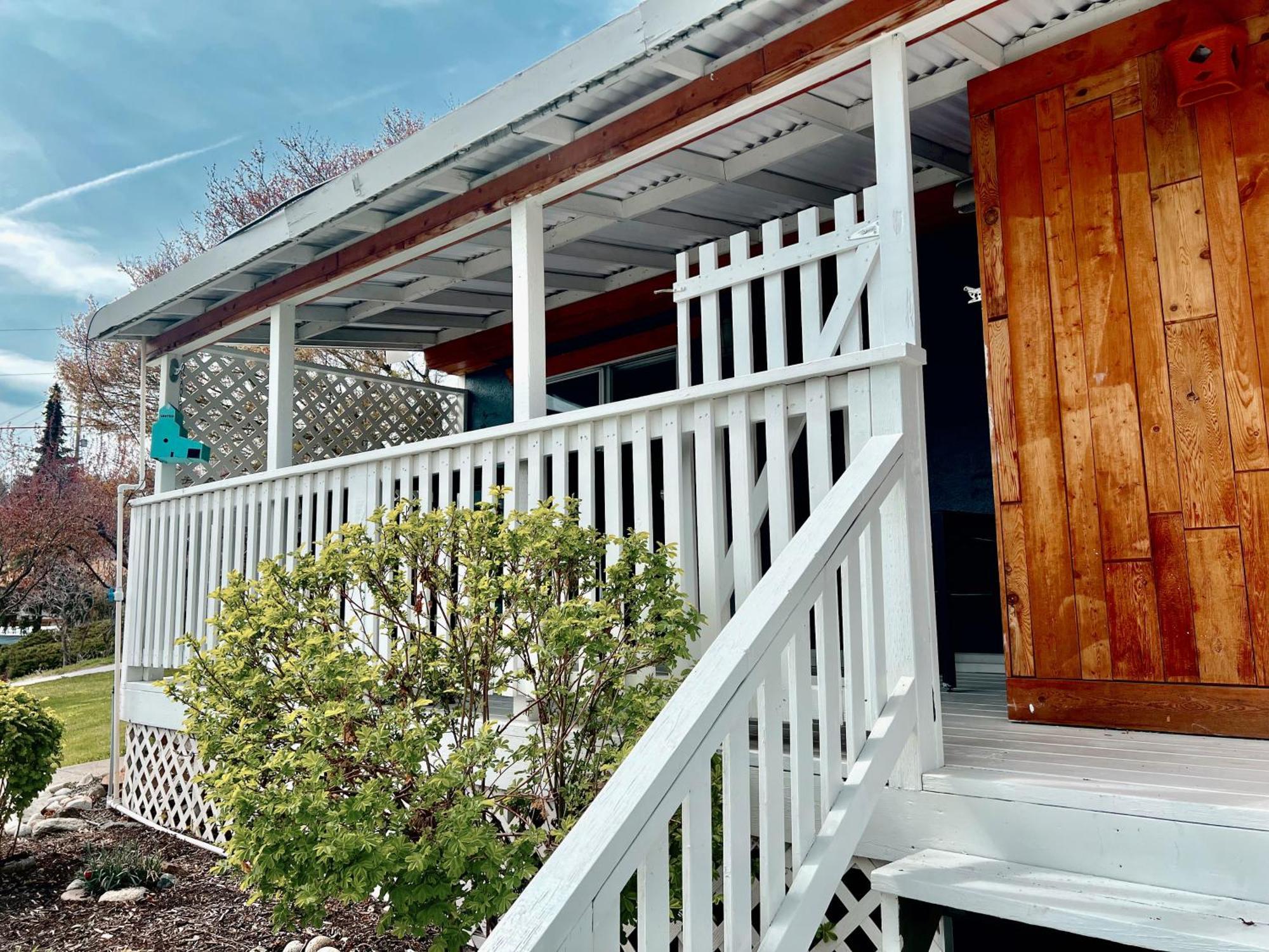 Peachland Beach Resort Eksteriør billede