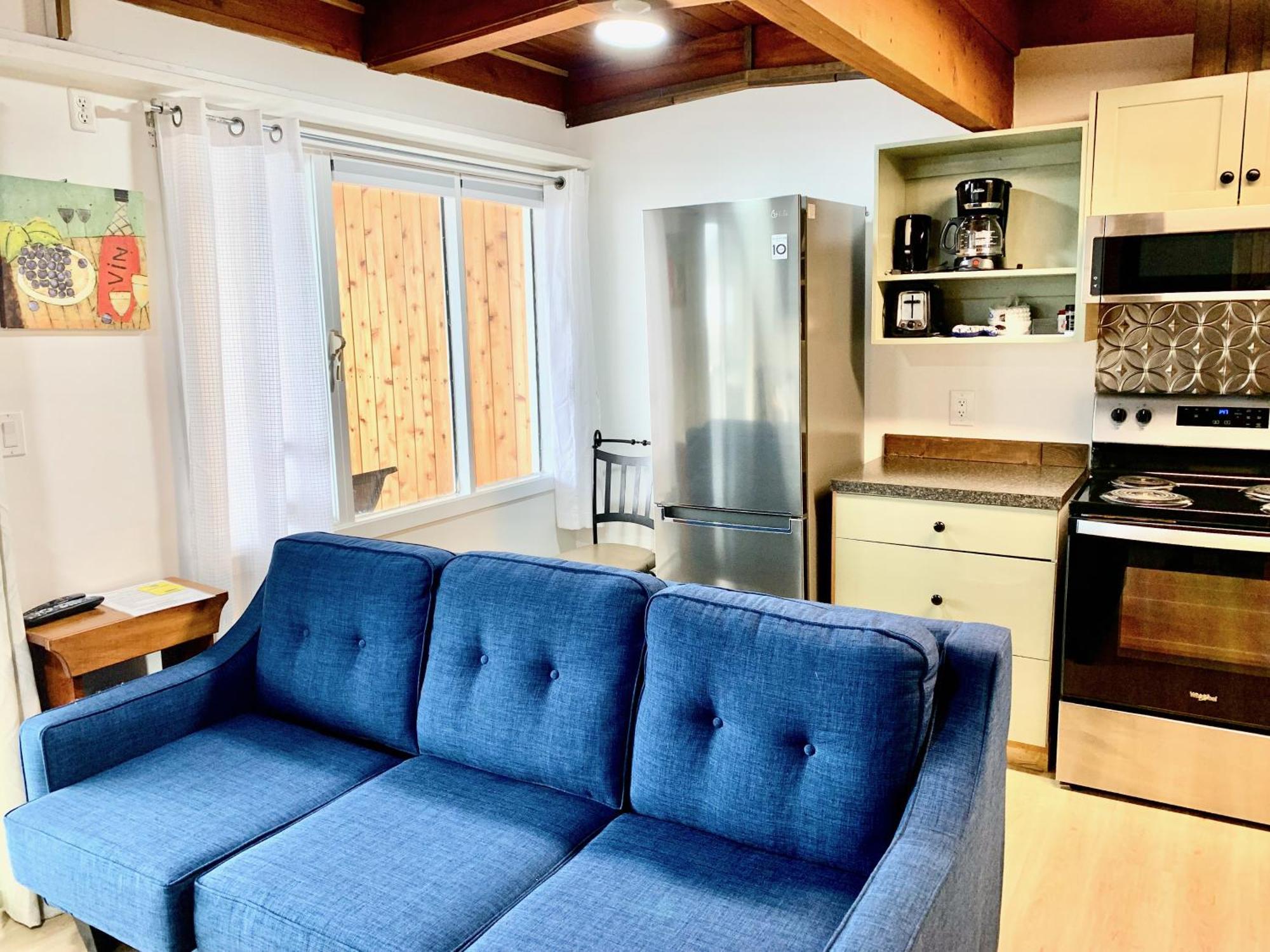Peachland Beach Resort Eksteriør billede