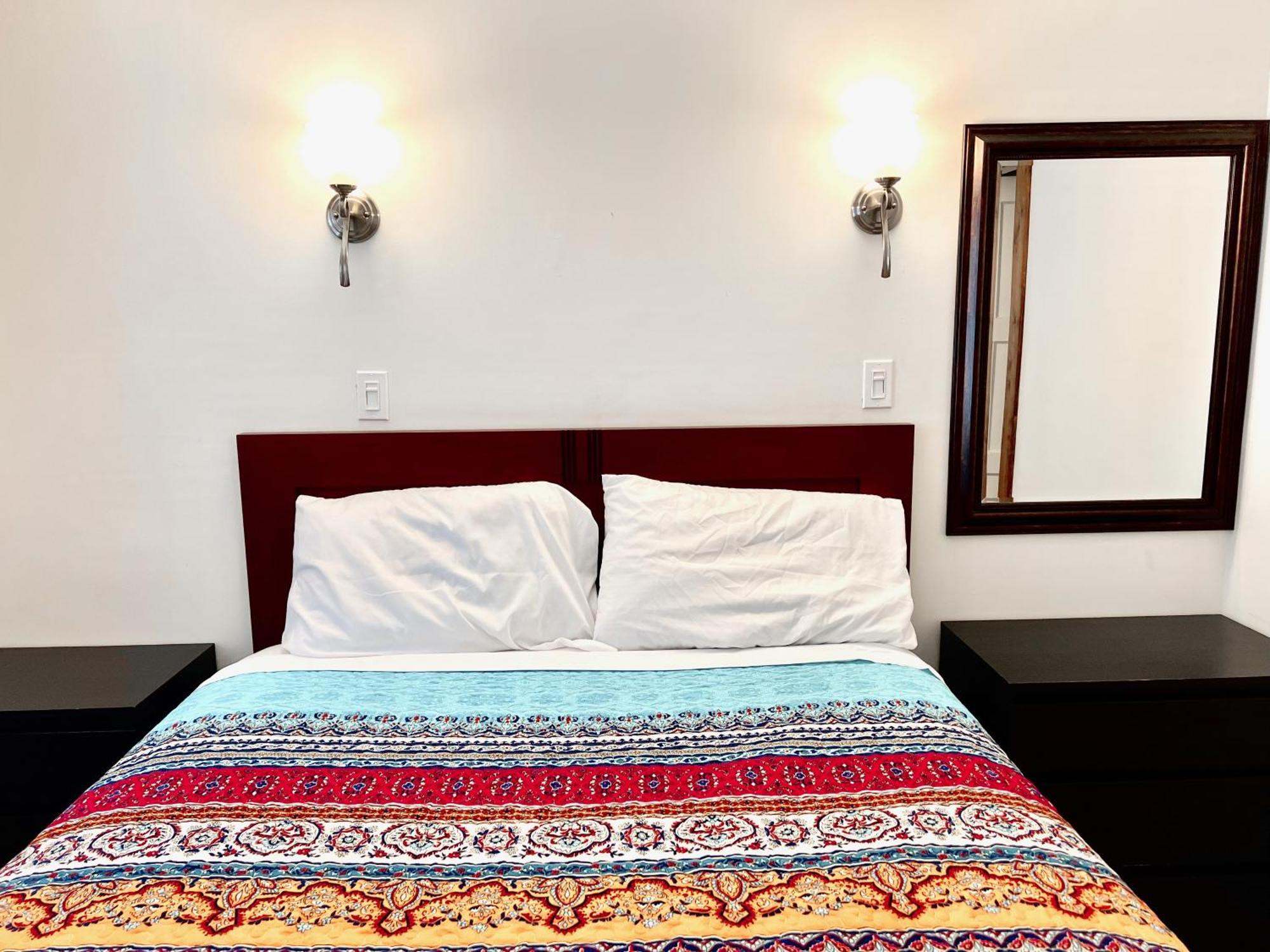 Peachland Beach Resort Eksteriør billede