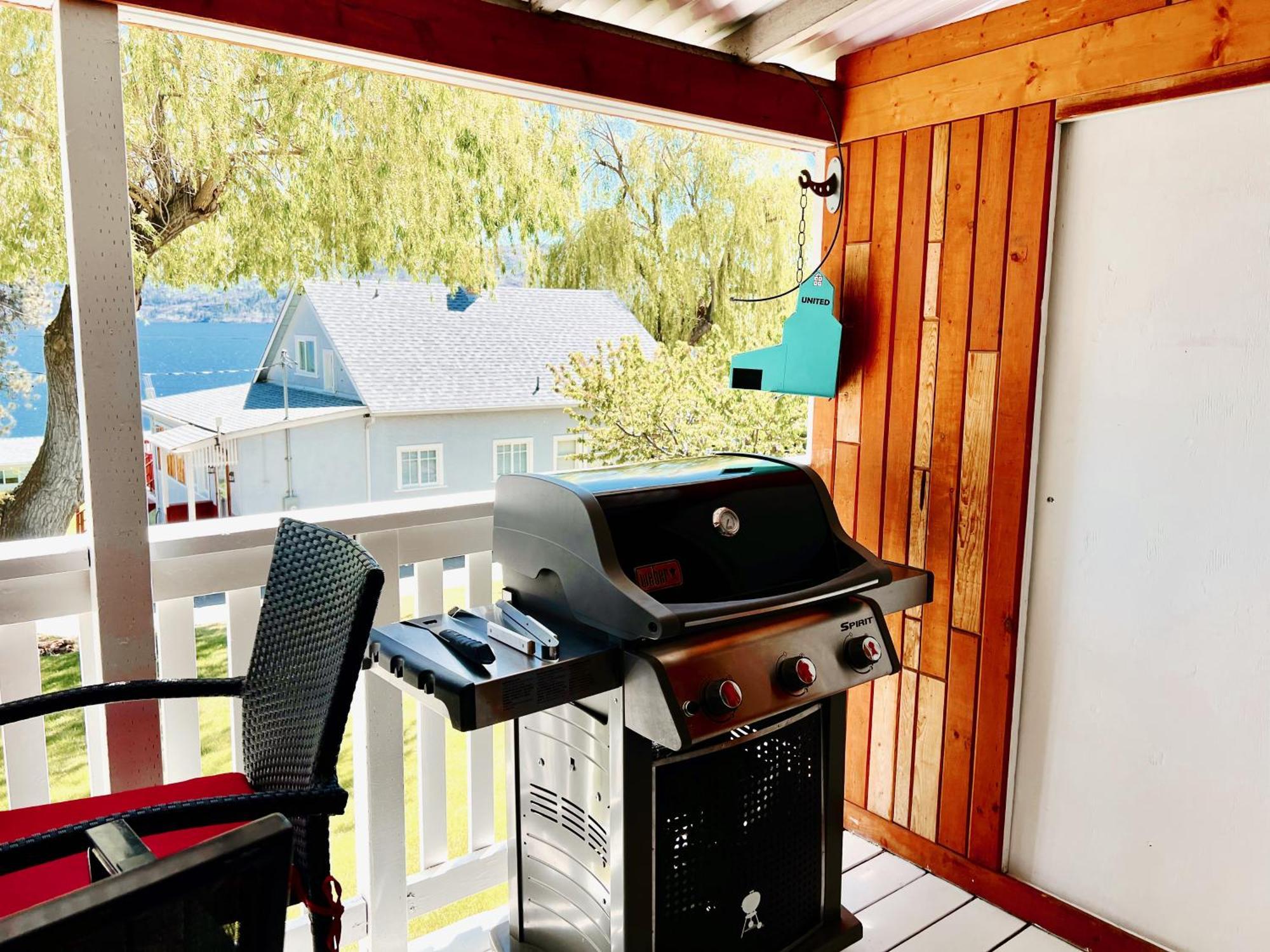 Peachland Beach Resort Eksteriør billede