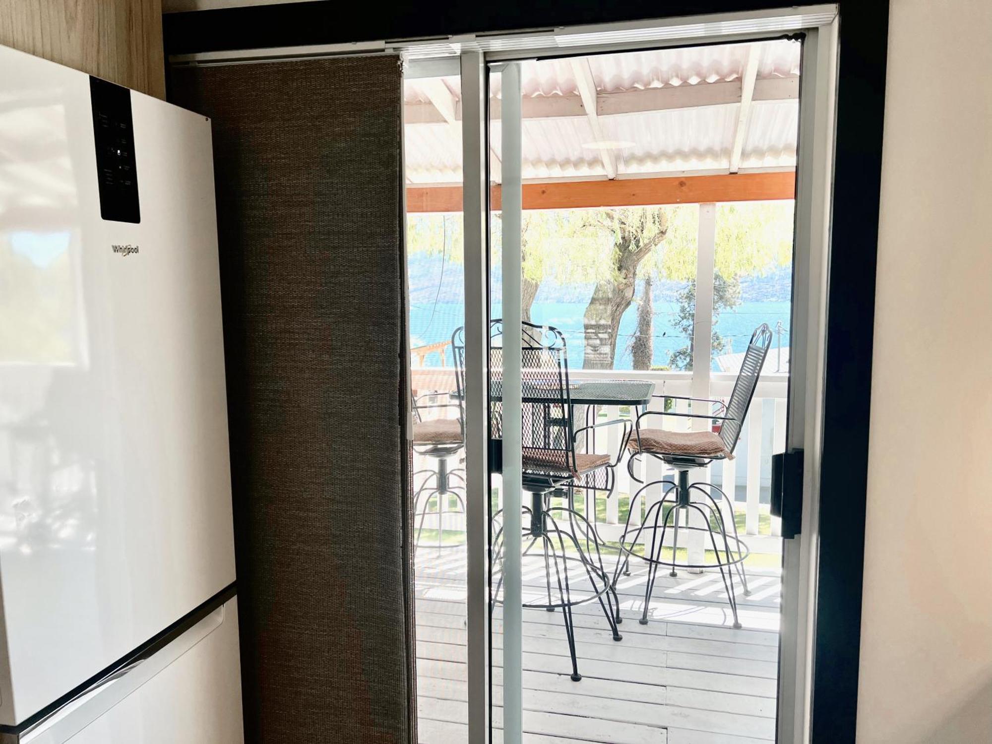 Peachland Beach Resort Eksteriør billede