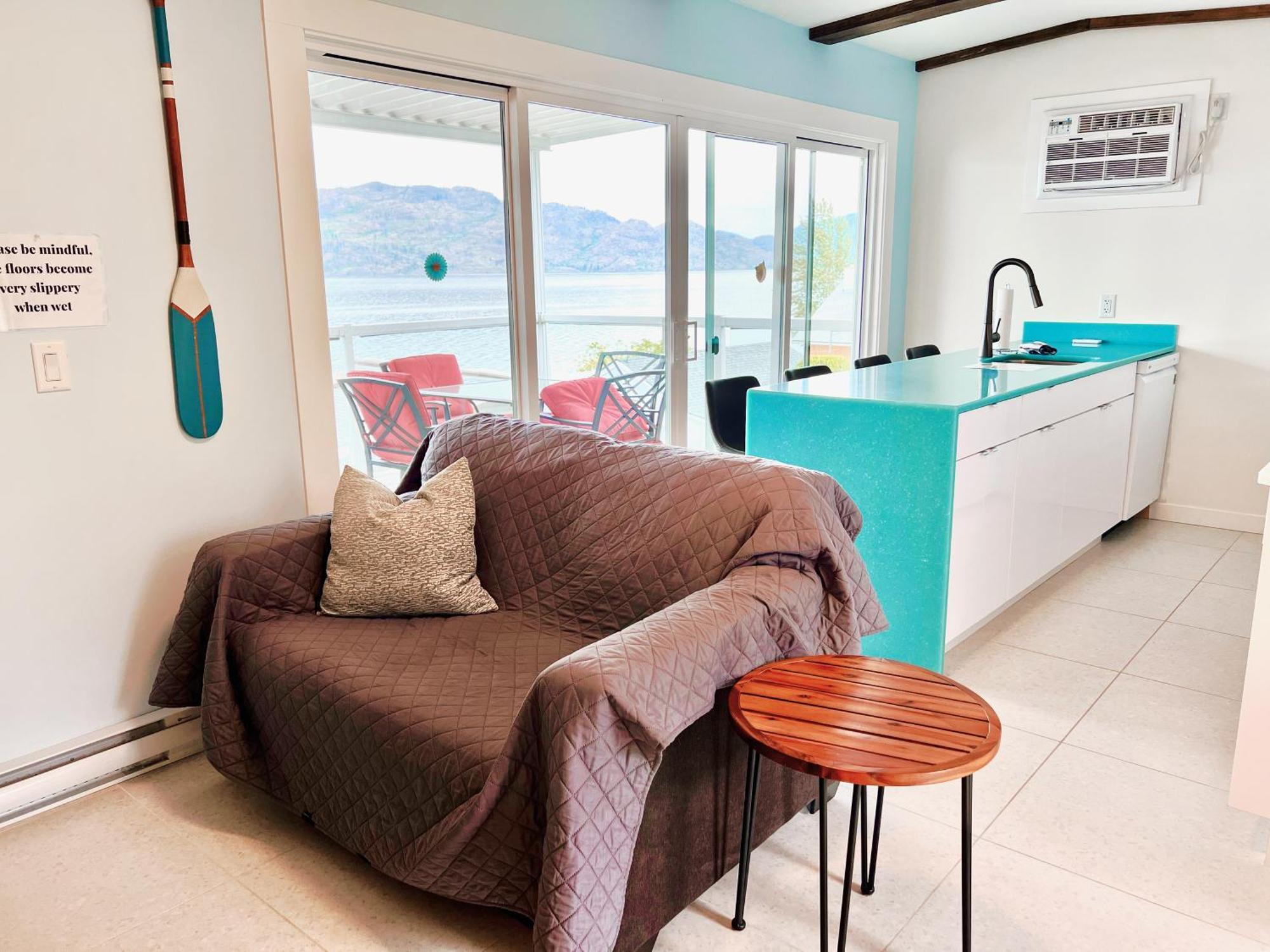 Peachland Beach Resort Eksteriør billede